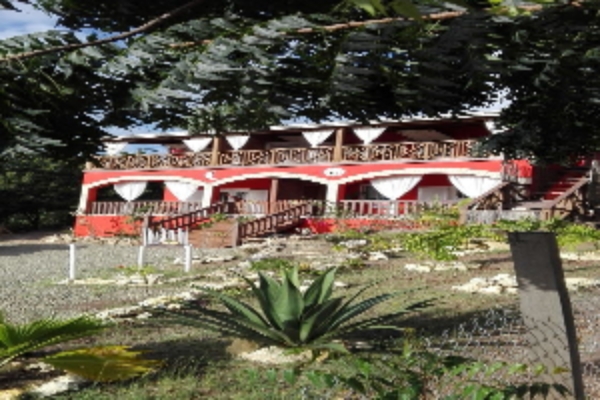 Hotel Donkey on the Beach (Clarence House)